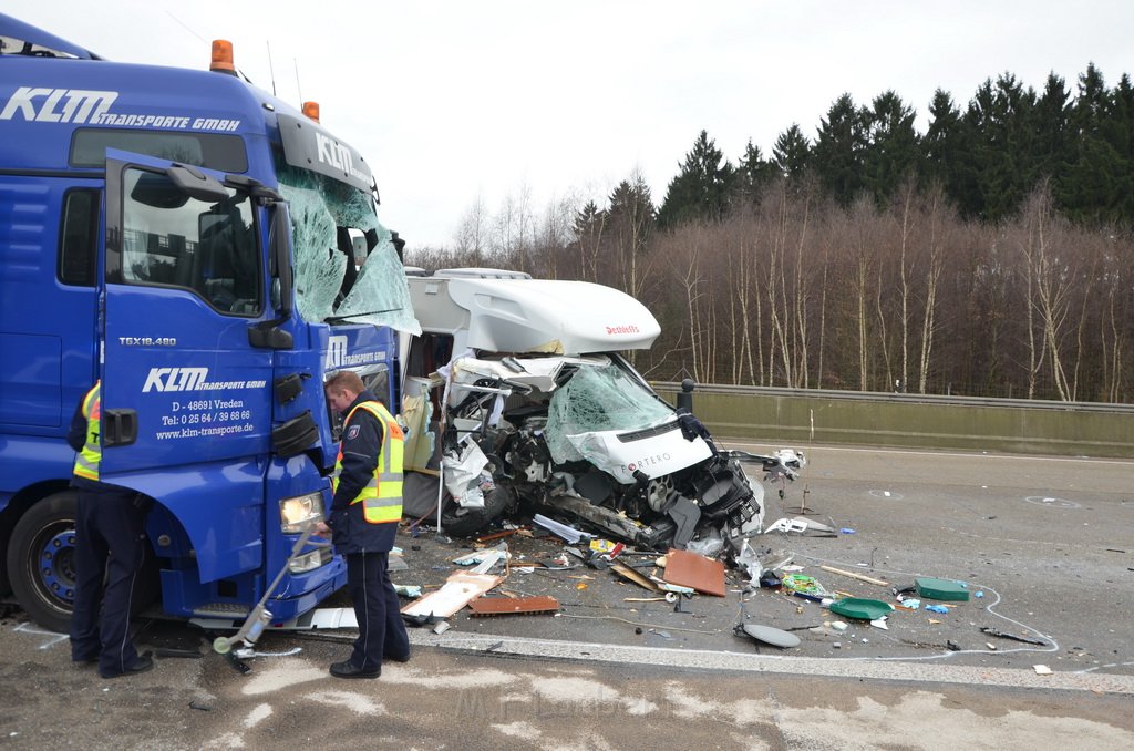 Schwerer VU A 1 Rich Saarbruecken kurz vor AK Leverkusen P062.JPG - Miklos Laubert